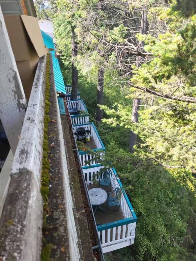 Appletree Inn Radium Hot Springs Buitenkant foto