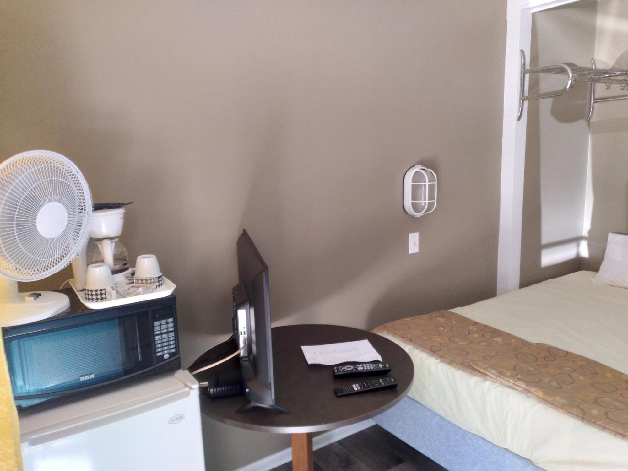 Appletree Inn Radium Hot Springs Kamer foto